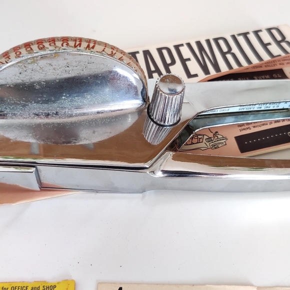 Vintage Dymo M-29 Label Maker/Tapewriter Set - Picture 3 of 7